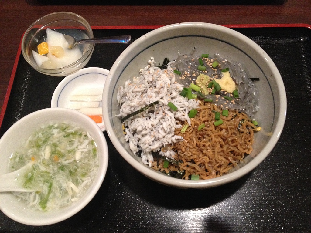 しらす丼